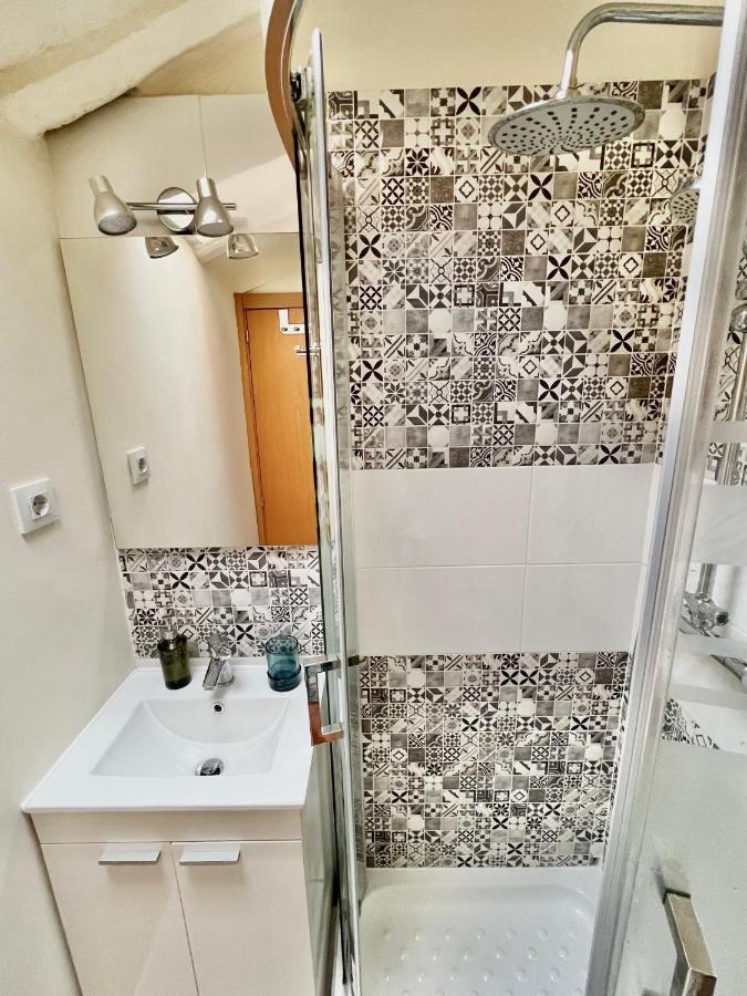 Charming Apartment In The Heart Of Madri Exterior foto